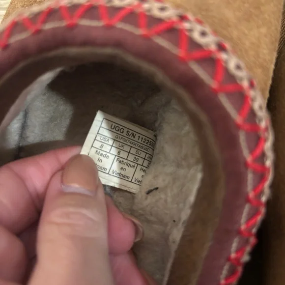 Ugg Tazz II Platform Slipper, Size 8 - Picture 8 of 9